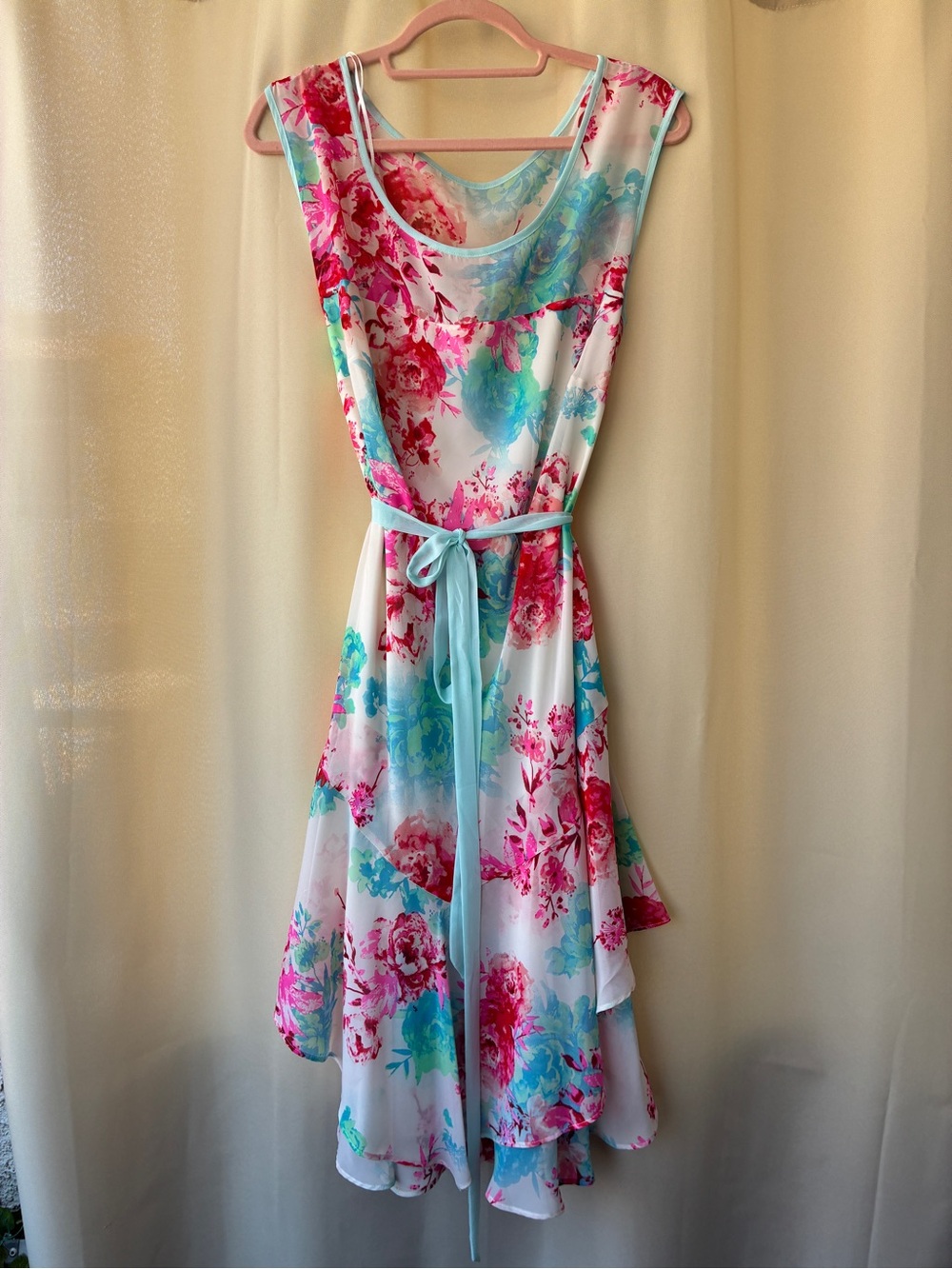 Signature by Robbie Bee Size 20W White Floral Chiffon Belted Fairy Dress